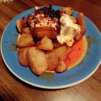 Patatas Bravas (fehlen schon ein paar kartoffels) at Alaska Bar in Berlin