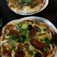 Pizzas at Veg'Art in Paris