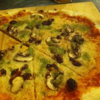 pizza with pesto at Pizza LAB in Leipzig