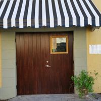 outside at Planet Yum in Vero Beach