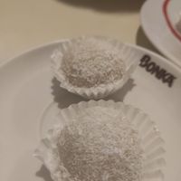 mochi de mango at Vegesana & One Ramen in Barcelona