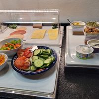 Breakfast: vegan spreads, vegan cheese, vegan cold cuts... at Landhaus Beckmann in Kalkar