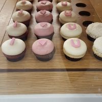  at Walt Disney World - Erin McKenna's Bakery in Lake Buena Vista