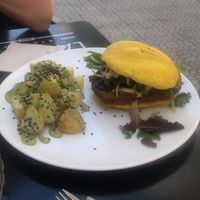 pita de seitán y spicy mayo con patatas en salsa de curry  at La Camelia Vegan Bar in Bilbao