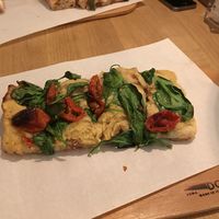 Great pizza with chickpeas, Basil and sundried tomatoes. at Sugo Pizza Al Taglio - Aert van Nesstraat in Rotterdam