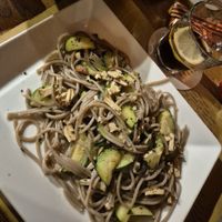 Spaghetti mit geräuchertem Tofu, Ingwer und Zucchini at Nadamas in Bolzano