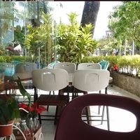 Outdoor seating area at Boticasol in Armenia