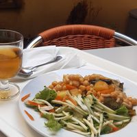 Veggie ranch at Veg-e-tal in Almada