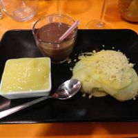 Vegan desserts: açai cream, appel cramble, homemade sorbet (brasilian fruit) at So Good Brasil in Saint-sebastien-sur-loire