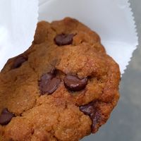 Chocolate chip cookie at FOAM in The Hague