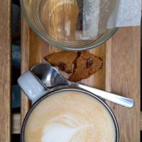 Tea and cappuccino at FOAM in The Hague