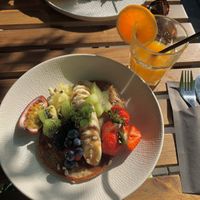 Pancakes with fresh orange juice  at FOAM in The Hague