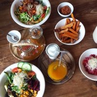 Lunch Feasting at The Bowl - Warschauer Str in Berlin