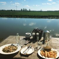 Quinoa salad and sea weed burger.  at Hajé in Nieuwegein