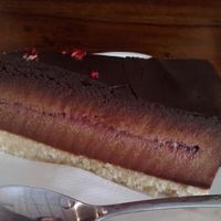 raw chocolate raspberry cheesecake at Fina's 2 in Fitzroy