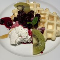 Gluten-free waffles 🧇 🤤 at Cori in Tokyo