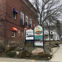 Building facade  at Flexit Cafe and Bakery in Ellsworth