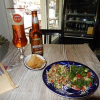 artisanal beer and complimentary salads at Temictli - Hipodromo in Mexico City