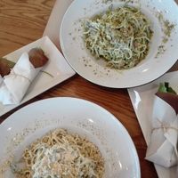 Raw vegan pasta and wraps at Yi in Athens