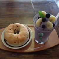 my MYO smoothie - banana, soy and blueberries, with a cranberry bagel at Vita Smoothies  in Naha