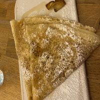 Caramelised Apple and maple syrup crepe at Eldur og Is - Fire and Ice in Reykjavik