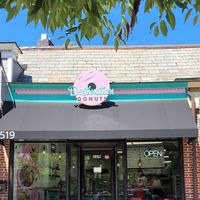  at Destination Donuts in Columbus