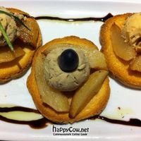 Veggie spreads at Baobab in Zaragoza