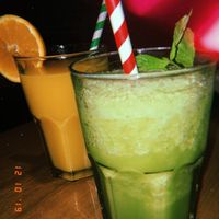 Natural juice with lemon, mint and ginger and fresh pressed orange juice  at Baobab in Zaragoza