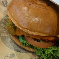 Cheesy one burger at VINCENT - Europa Passage in Hamburg