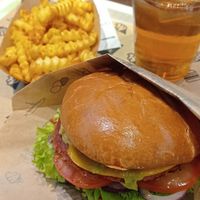 Menú Chessy Burger at VINCENT - Europa Passage in Hamburg