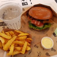 Menu: Veganizer burger with extra cheese and bacon, fries with mayo, basil-lemon lemonade at VINCENT - Europa Passage in Hamburg