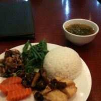 Com suat 30.000 VND another day at Hoa Sen - Doi Can - Maybe closed in Hanoi