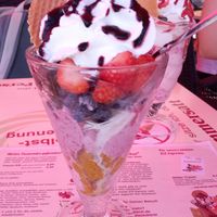 Eisbecher "Der Veganer" at Das EiZ in Rheinsberg