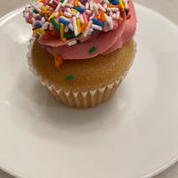 Cupcake with sprinkles at Vogue Cakes in Vancouver