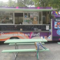 The outdoor seating at Schmegan - Food Truck in Stockholm