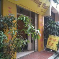 Front door, in a calm and nice little alley at Loving Hut - Chua Lang in Hanoi