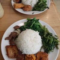 Why does this place get so little reviews despite being crowded all the time? LOL went here after years and it was good at Loving Hut - Chua Lang in Hanoi