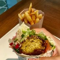 Pita + frites at Falafel Avenue - University in Montreal