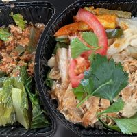 Don't bother to buy from them. We wanted to give the stall lady containers to pack but she refuse as if she is so hard up to earn 30c per pack. Not environmental friendly.

When we at 33 Vegetarian in Northeast Singapore
