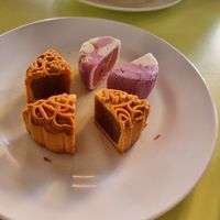  at Choo Zai Zhai 自在斋 - Circuit Rd in Central Singapore