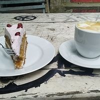 Summertime coffee break - the flat white is soooo great at Nasch in Hamburg