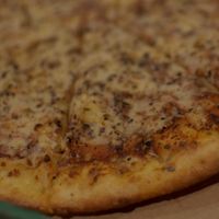 Fresh Garlic and Herbs at Shemesh Pizza in Caulfield