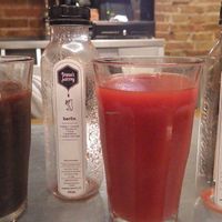Sweet Heart and Berlin juices at Teresa Carles Cocina Vegetariana in Barcelona