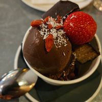 Chocolate ice-cream at Teresa Carles Cocina Vegetariana in Barcelona
