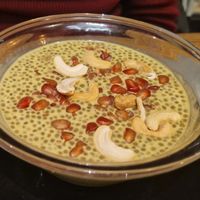 Chai chai, cúrcuma, magrana i anacards at Teresa Carles Cocina Vegetariana in Barcelona