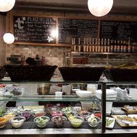 counter in front of restaurant at Teresa Carles Cocina Vegetariana in Barcelona