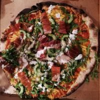 Salmon Hayek - Vegane LachsPizza at Pizza Bande in Hamburg