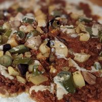 Vegan moussaka pizza at Pizza Bande in Hamburg