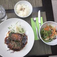 Vegan lunch: tofu teriyaki at Hoku in Helsinki