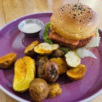 Crazy burger  at El Jardín de Jazmín in Lima